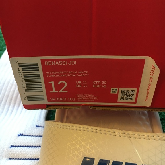 NEW NIKE BENASSI JDI SLIDE SIZE 12 WHITE / ROYAL BLUE WITH XL VAPOR SOCKS - Picture 4 of 8
